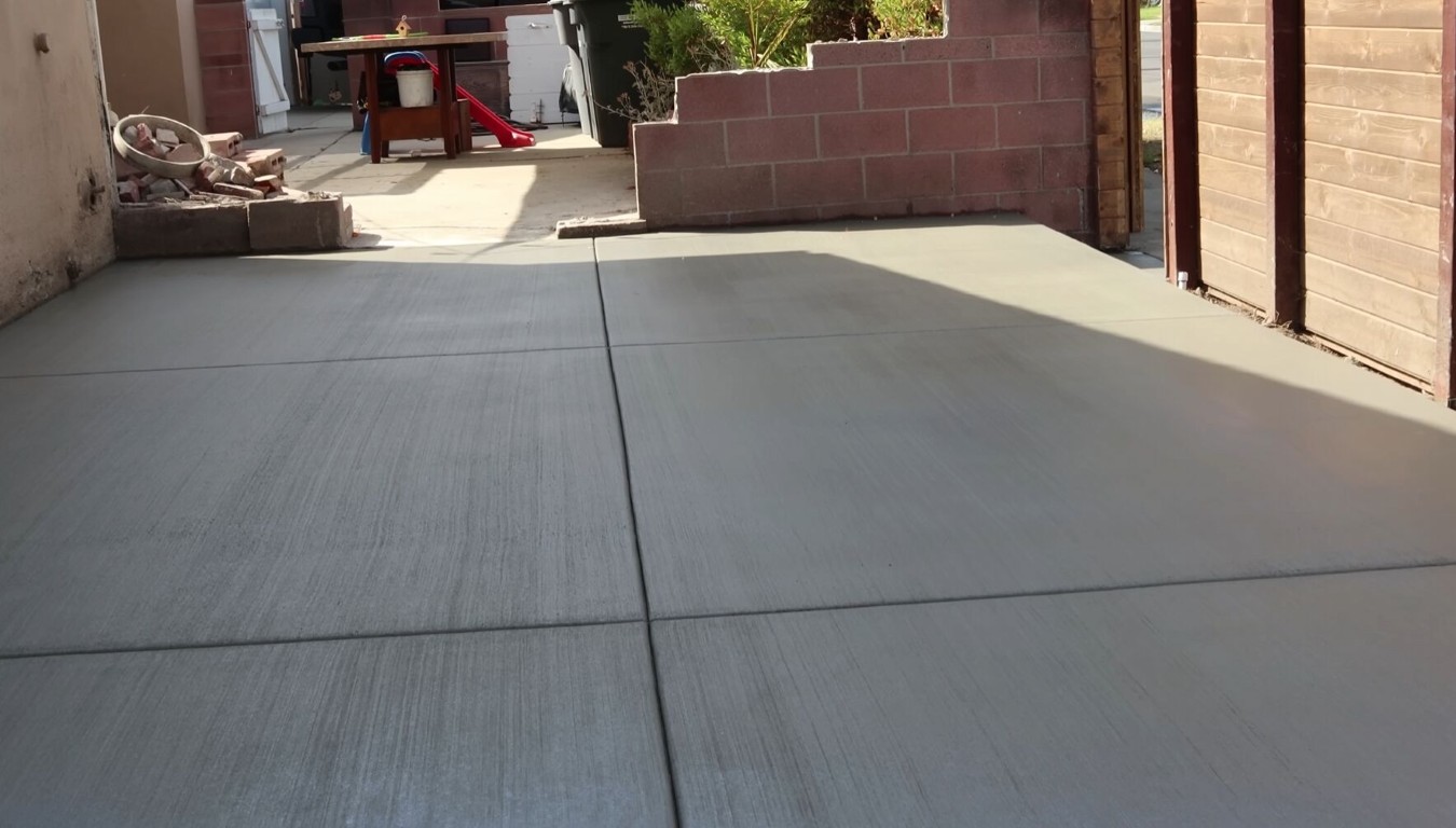 Beautifully finished concrete patio by trusted Mount Juliet contractors